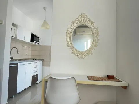 Prodaja, jednosoban stan, 28m², Novi Sad, Srbija - image 6