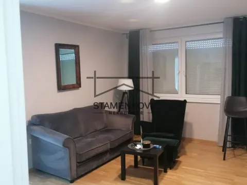 Prodaja, dvosoban stan, 50m², Sremska Kamenica, Petrovaradin - image 1