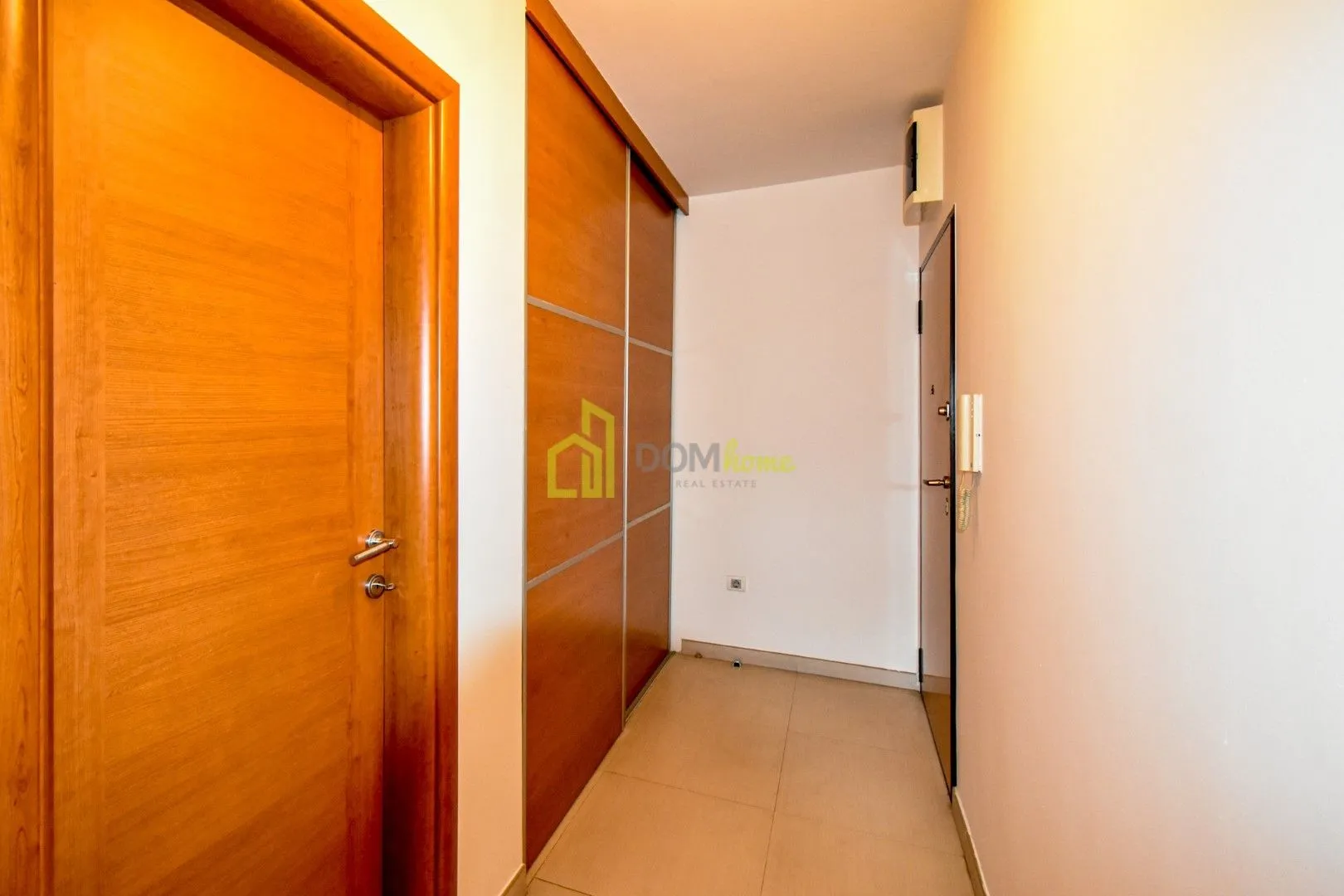 Sale, two bedroom apartment, 52m², Stari Aerodrom, Podgorica