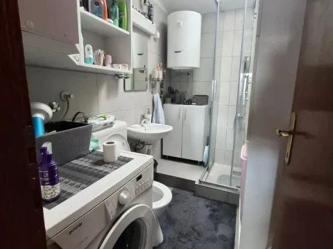 Sale, two bedroom apartment, 72m², Seljanovo, Tivat - image 5