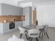 Izdavanje, stan, 70m², Tivat, Crna Gora - image 4