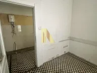 Izdavanje, četvorosoban stan, 163m², Centar, Novi Sad - image 8