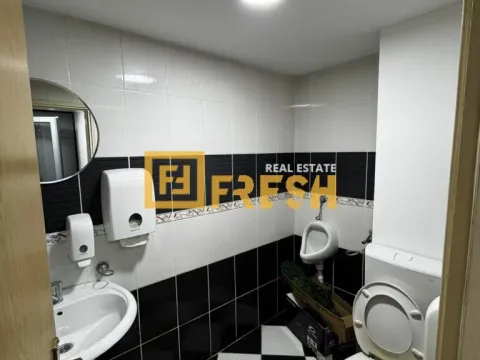 Izdavanje, poslovni prostor, 160m², Preko Morače, Podgorica - image 13