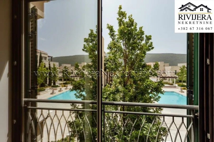 Prodaja, trosoban stan, 171m², Kamenari, Herceg Novi