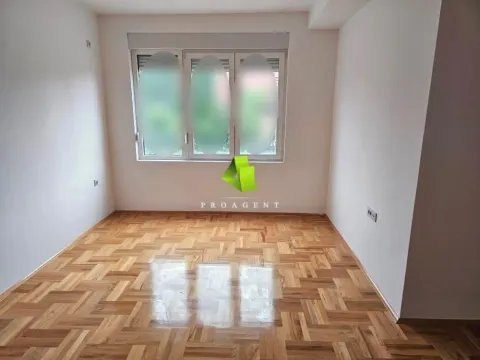 Sale, one bedroom apartment, 50m², Pantelej, Niš - image 4