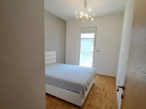 Izdavanje, stan, 51m², Centar, Tivat - image 7