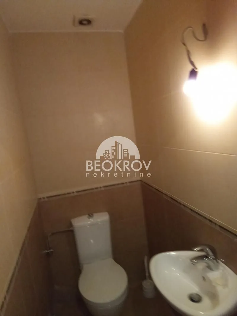 Sale, three bedroom apartment, 74m², Vračar Hram, Vračar Sve Podlokacije