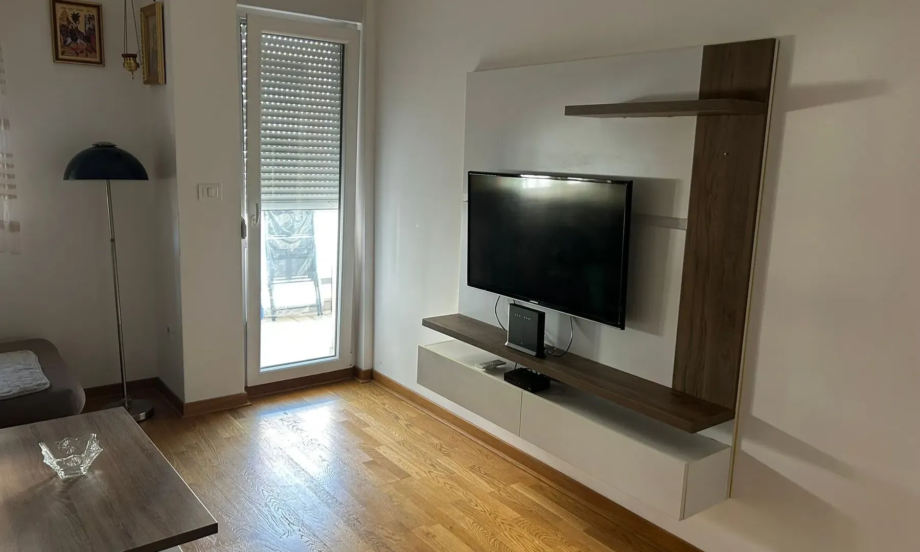 Rent, one bedroom apartment, 44m², City Kej, Podgorica