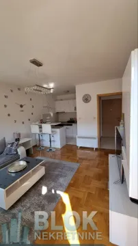 Rent, one bedroom apartment, 47m², Stari Aerodrom, Podgorica - image 8
