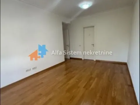 Rent, four bedroom apartment, 130m², Savski Venac, Beograd - image 13