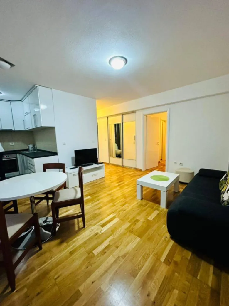 Rent, apartment, 70m², Budva, Crna Gora
