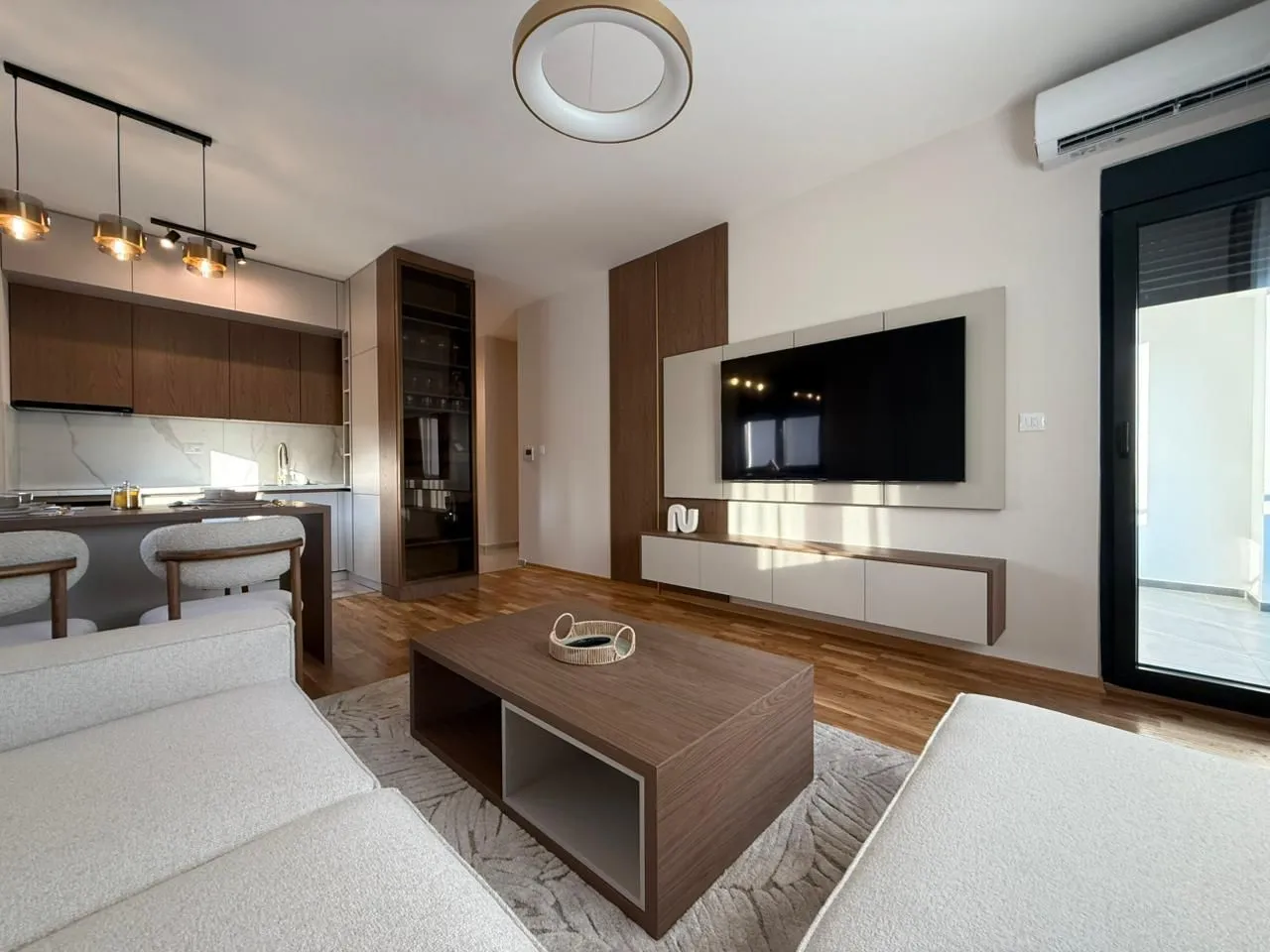 Rent, two bedroom apartment, 65m², Preko Morače, Podgorica