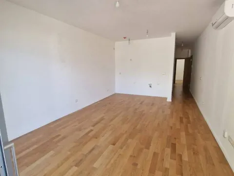 Prodaja, dvosoban stan, 75m², Dobrota, Kotor - image 2