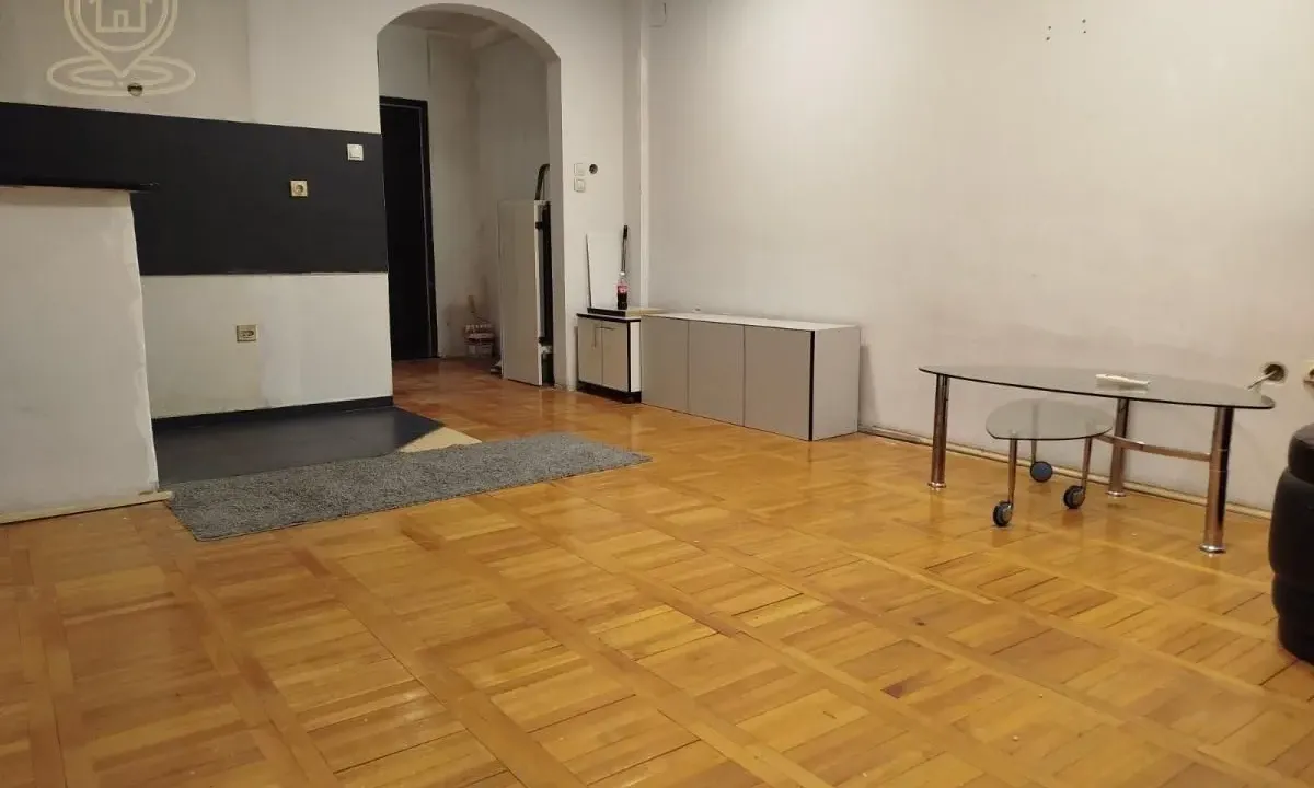 Prodaja, garsonjera, 31m², Detelinara, Novi Sad Sve Podlokacije