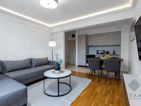Sale, two bedroom apartment, 67m², Bečići, Budva - image 2