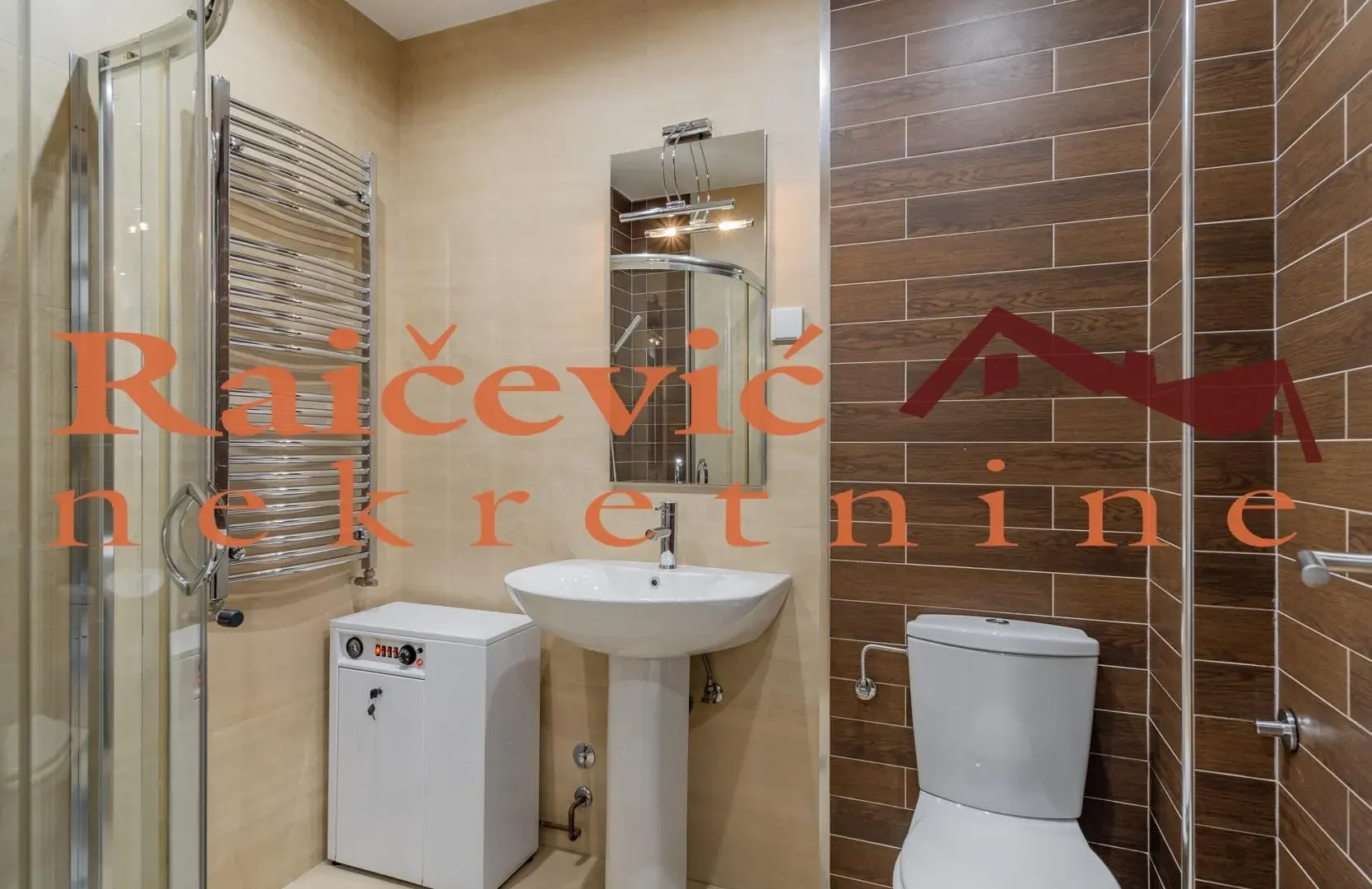 Prodaja, četvorosoban stan, 132m², Voždovac Sve Podlokacije, Beograd