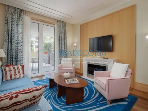 Prodaja, trosoban stan, 192m², Tivat, Crna Gora - image 15
