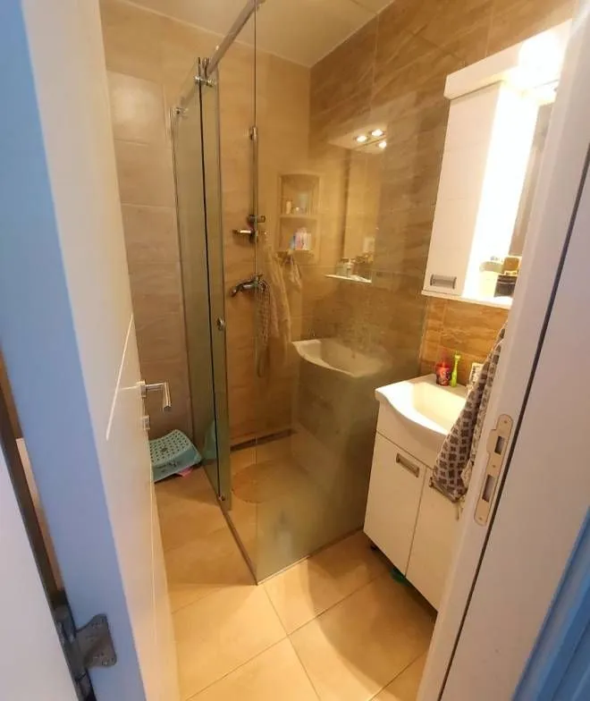 Prodaja, trosoban stan, 64m², Zvezdara Sve Podlokacije, Beograd