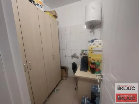 Izdavanje, poslovni prostor, 110m², Kej, Novi Sad Sve Podlokacije - image 16