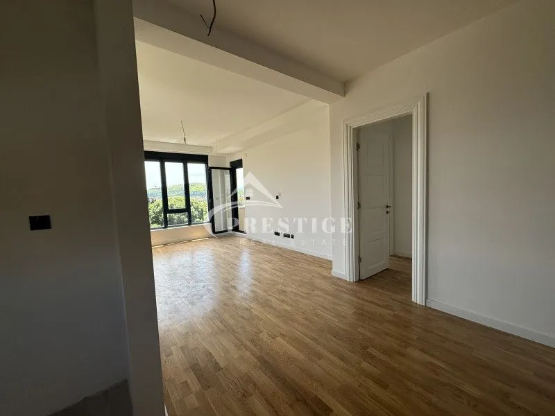 Izdavanje, dvosoban stan, 83m², City Kvart, Podgorica