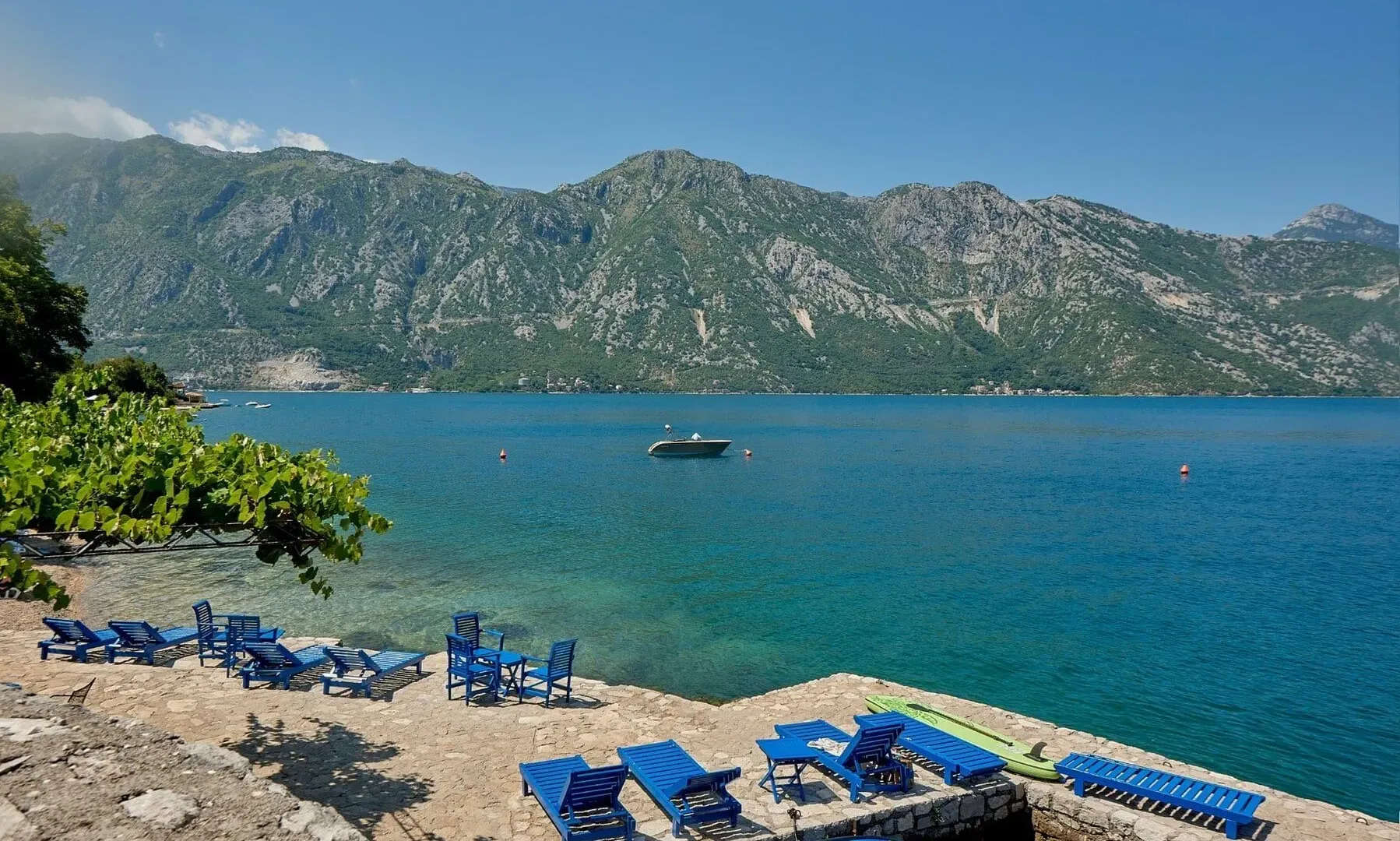 Sale, house, 235m², Kostanjica, Kotor