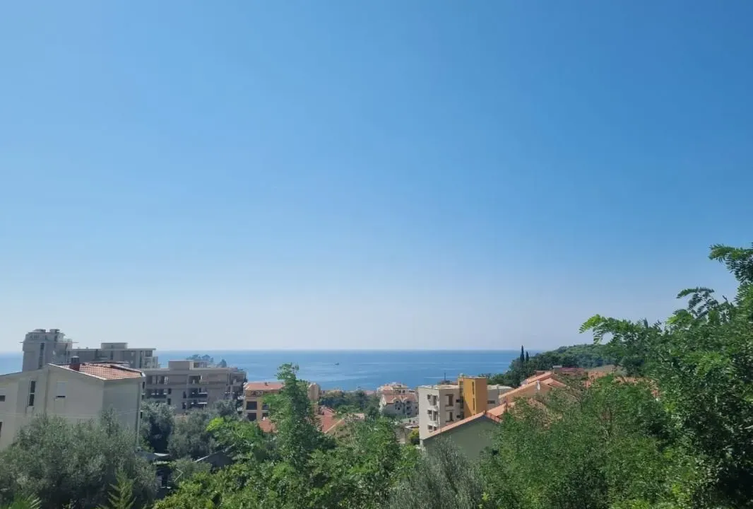 Sale, two bedroom apartment, 75m², Petrovac, Budva