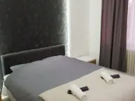 Izdavanje, trosoban stan, 80m², Centar, Novi Sad - image 9