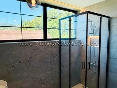 Prodaja, trosoban stan, 122m², Herceg Novi, Crna Gora - image 4