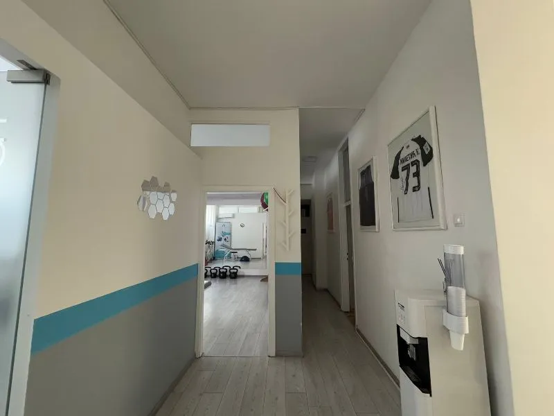 Rent, office space, 136m², Banovo Brdo, Beograd