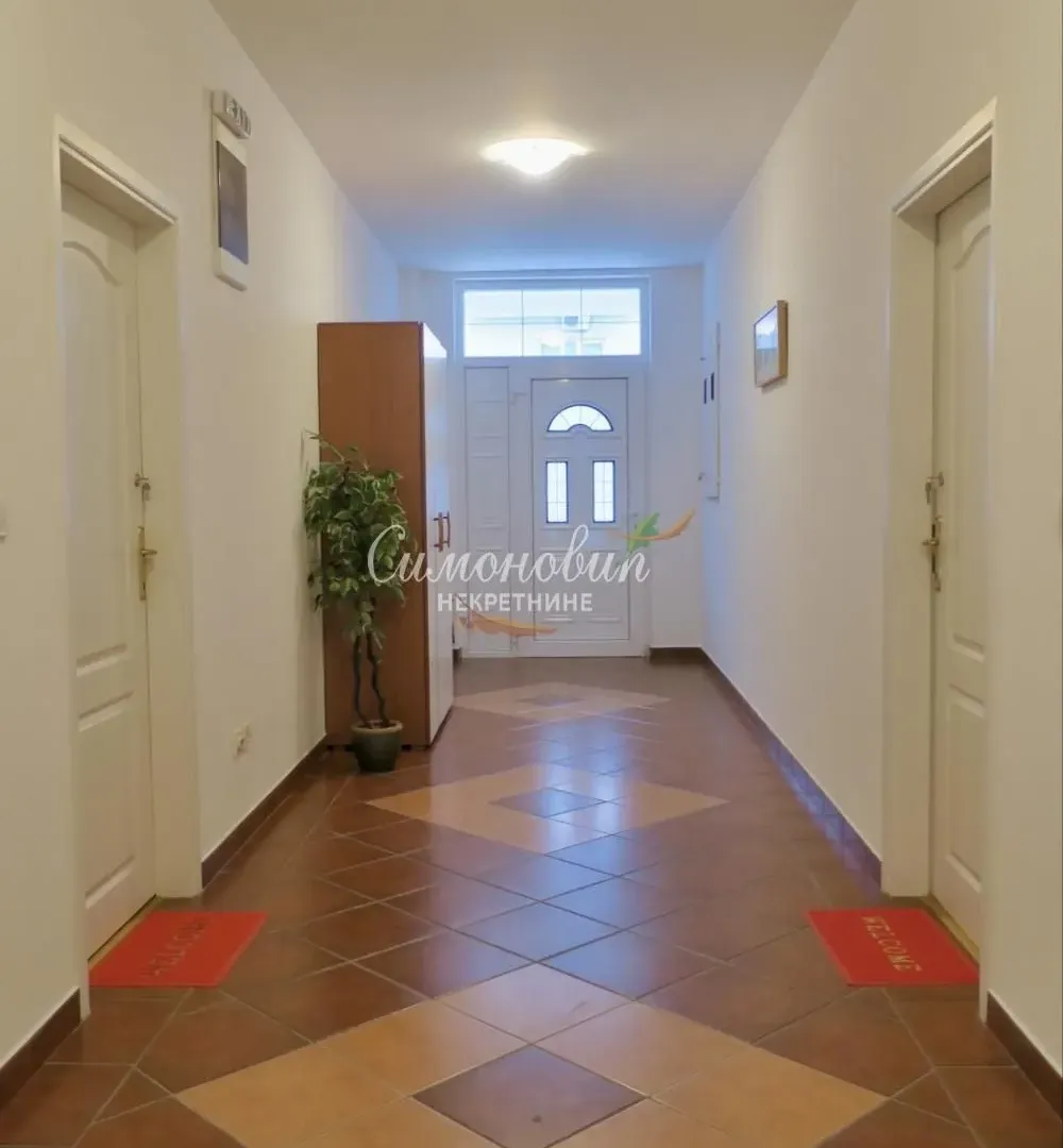 Sale, house, 540m², Jajinci, Voždovac Sve Podlokacije