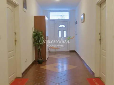 Sale, house, 540m², Jajinci, Voždovac Sve Podlokacije - image 9