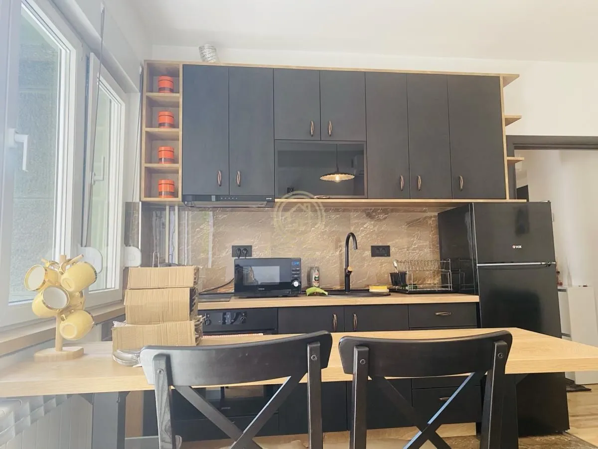 Rent, two bedroom apartment, 45m², Stari Grad, Beograd