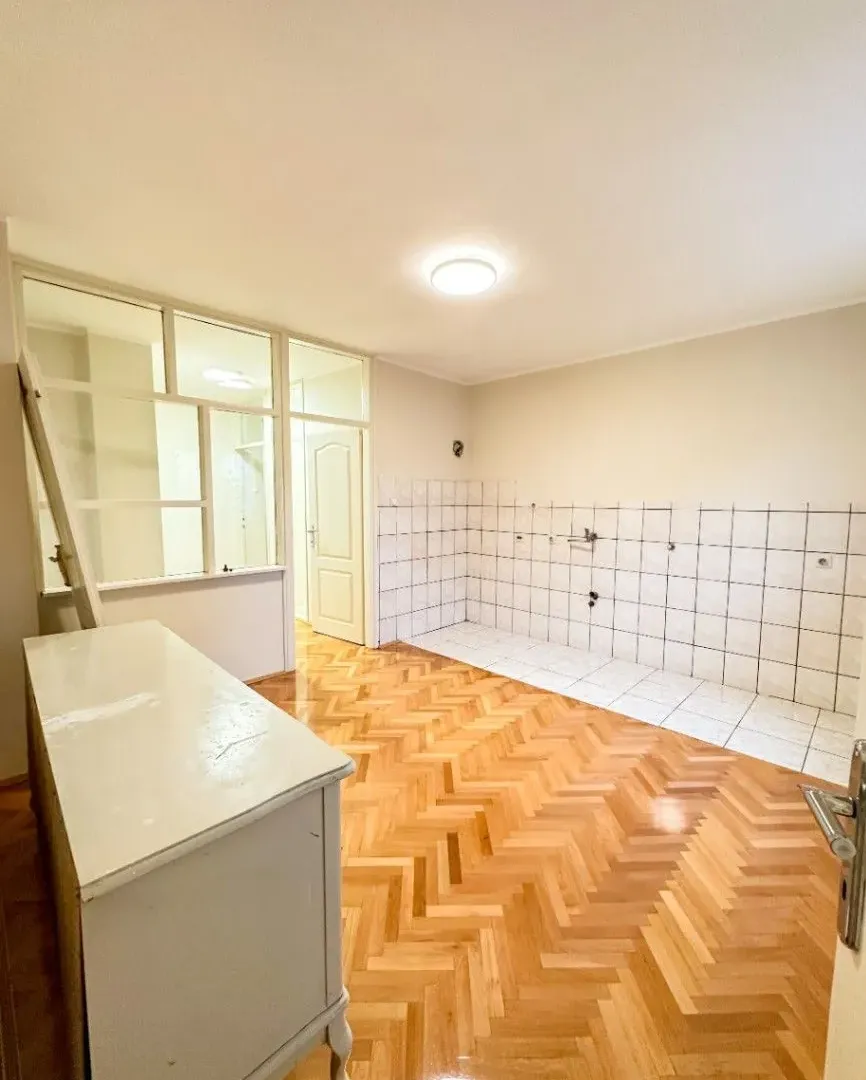 Rent, two bedroom apartment, 90m², Centar, Podgorica