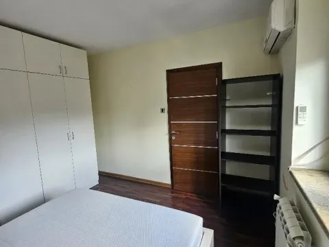 Izdavanje, dvosoban stan, 37m², Stari Grad, Beograd - image 12