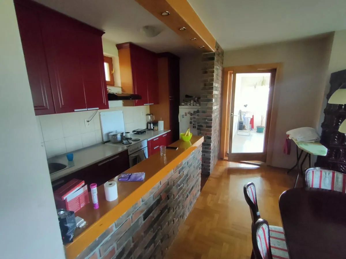 Prodaja, kuća, 180m², Sremska Kamenica, Petrovaradin