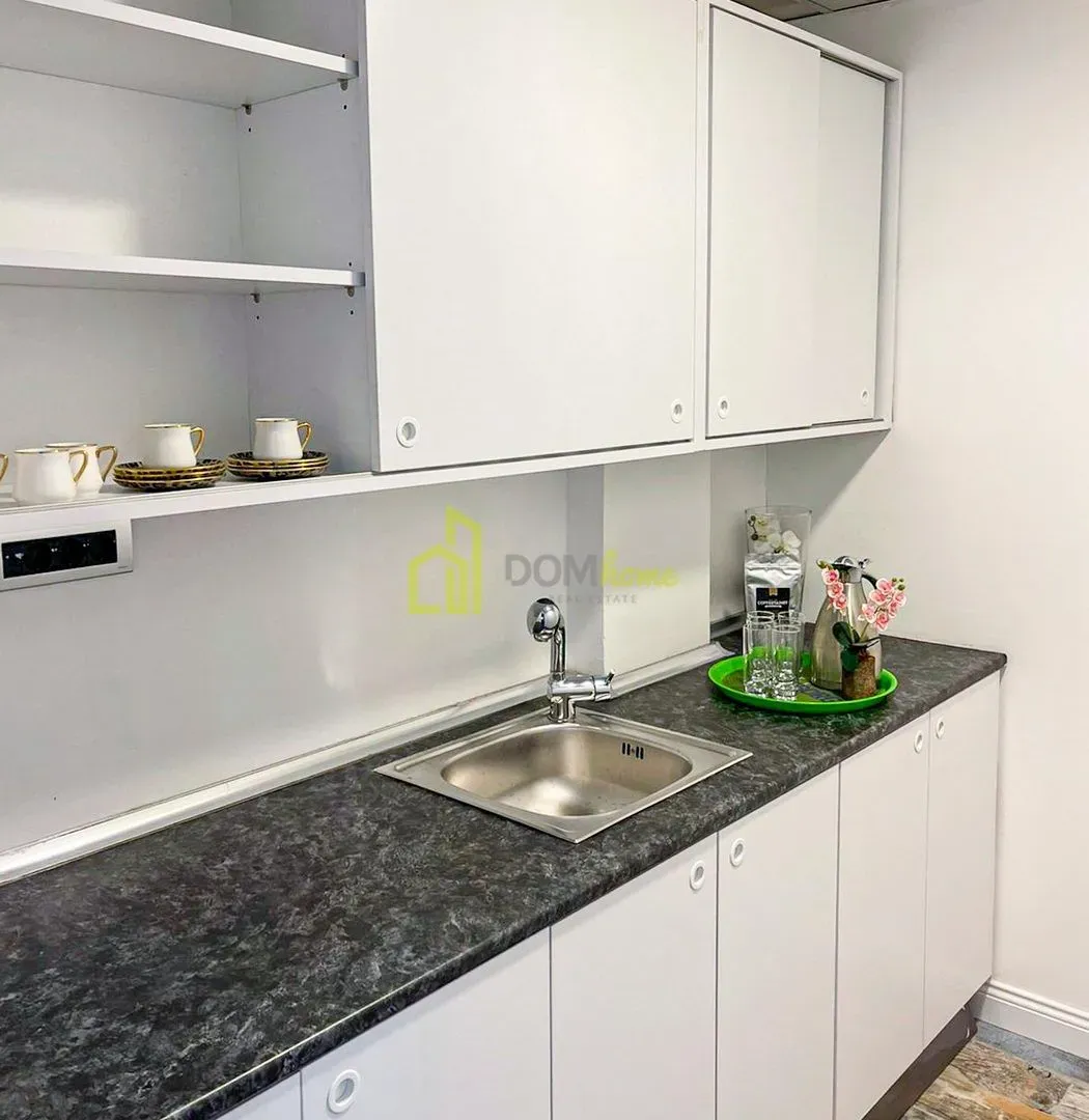 Rent, office space, 705m², Zeta, Podgorica