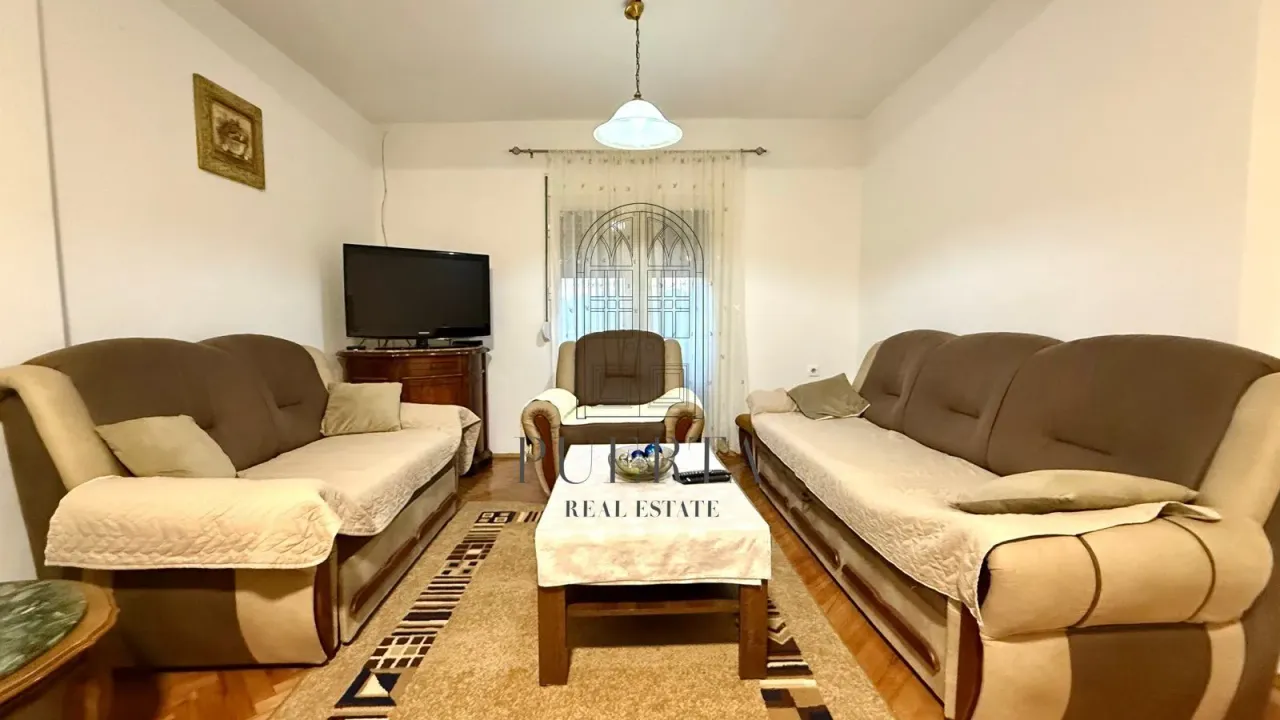 Izdavanje, dvosoban stan, 80m², Dalmatinska ulica, Podgorica