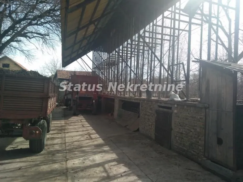 Prodaja, kuća, 450m², Temerin, Novi Sad