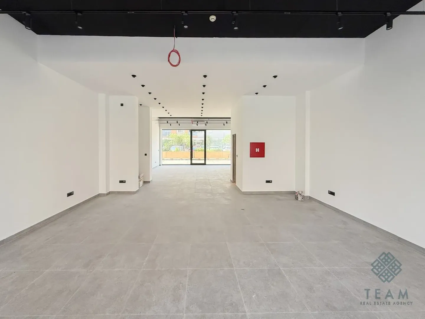 Rent, office space, 100m², City Kej, Podgorica