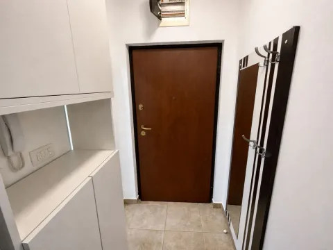 Prodaja, jednosoban stan, 38m², Lazi, Budva - image 2