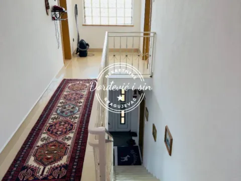 Prodaja, kuća, 180m², Korićani, Kragujevac - image 10