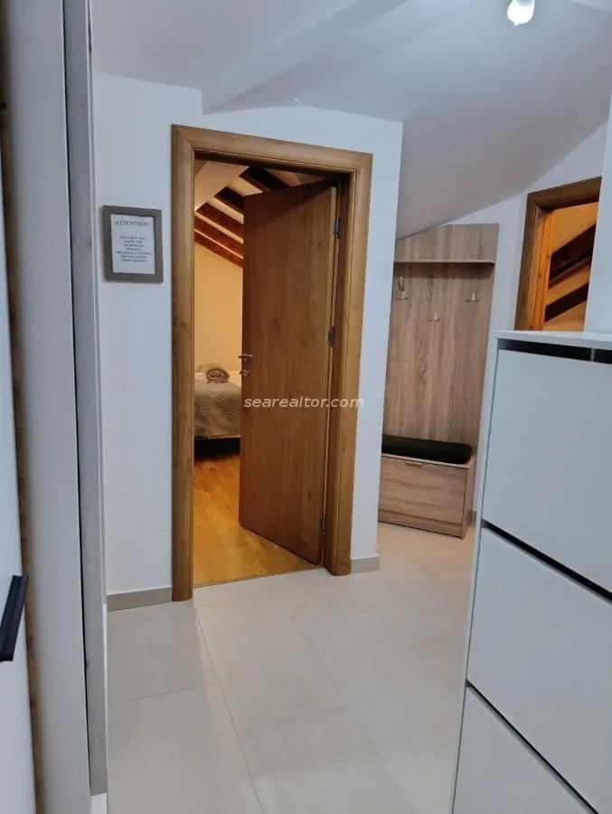 Rent, two bedroom apartment, 88m², Tivat, Crna Gora