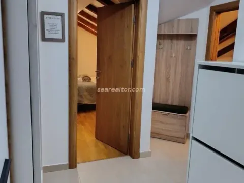 Izdavanje, dvosoban stan, 88m², Tivat, Crna Gora - image 9