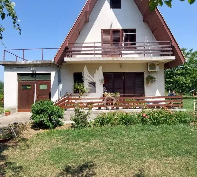 Prodaja, kuća, 150m², Pružatovac, Mladenovac