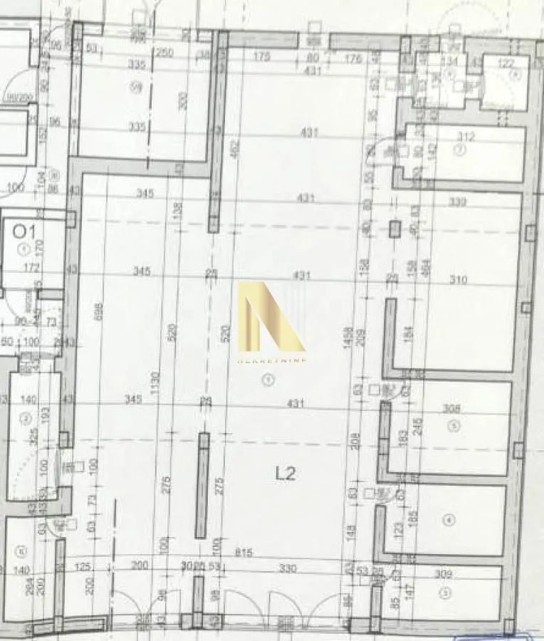 Property floor plan with marked dimensions and room layout.