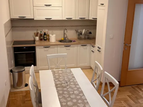 Prodaja, dvosoban stan, 67m², Stari Aerodrom, Podgorica - image 4