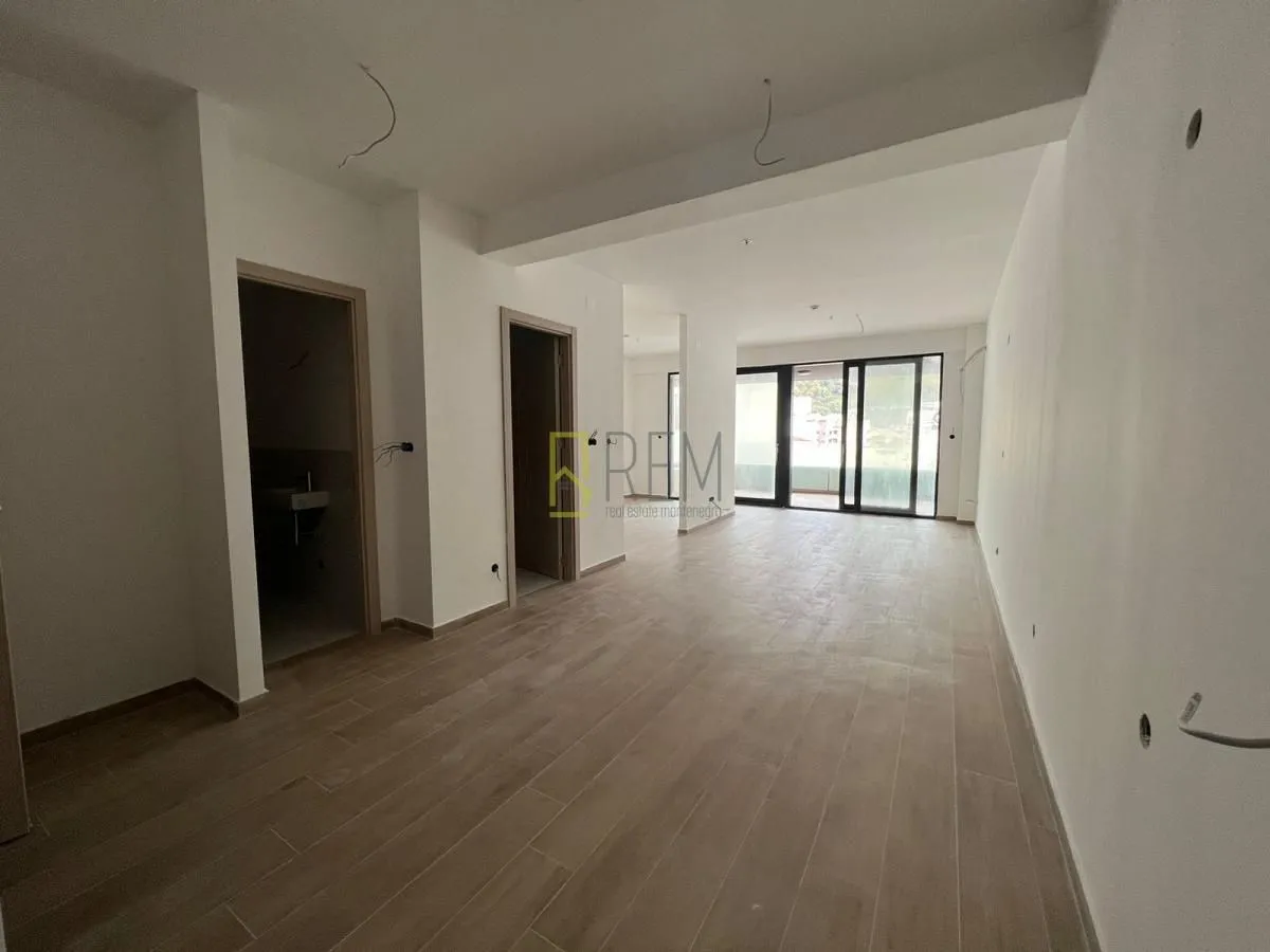 Sale, one bedroom apartment, 50m², Rafailovići, Budva