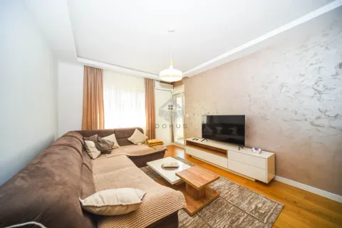 Rent, one bedroom apartment, 49m², Central Point, Podgorica - image 2