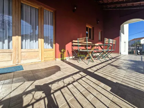 Rent, house, 200m², Tološi, Podgorica - image 3