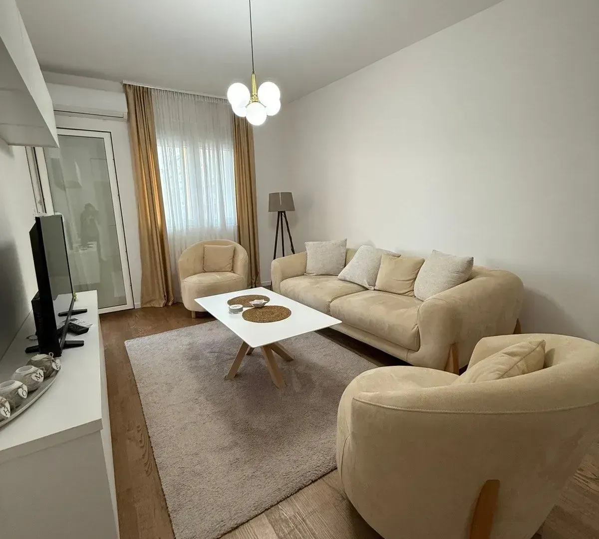 Rent, one bedroom apartment, 45m², Pobrežje, Podgorica